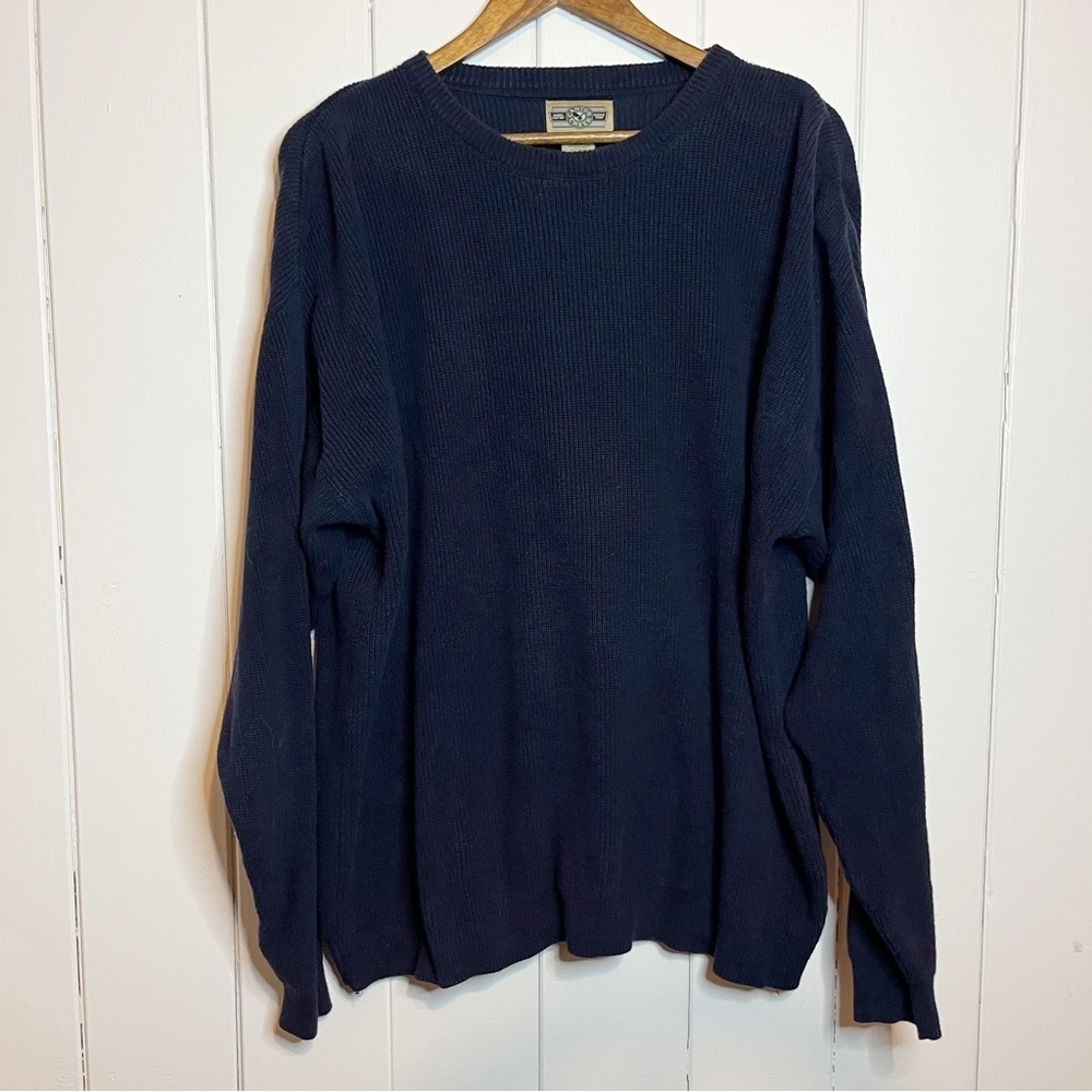 Canyon Creek Navy Blue Knit Crew Neck. Size Large.